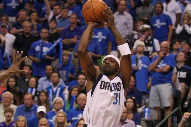 他的表现多 他的表现多