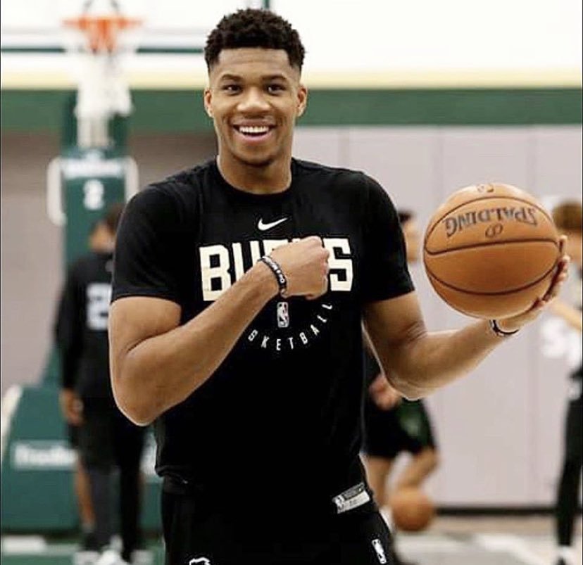 在与其竞争 在与其竞争