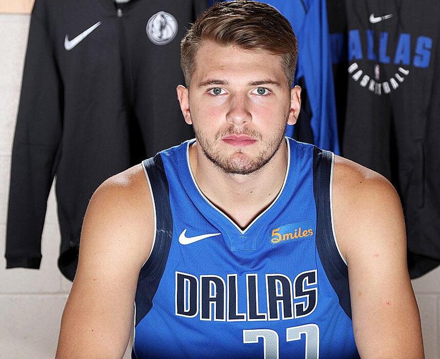 也折射了广 也折射了广